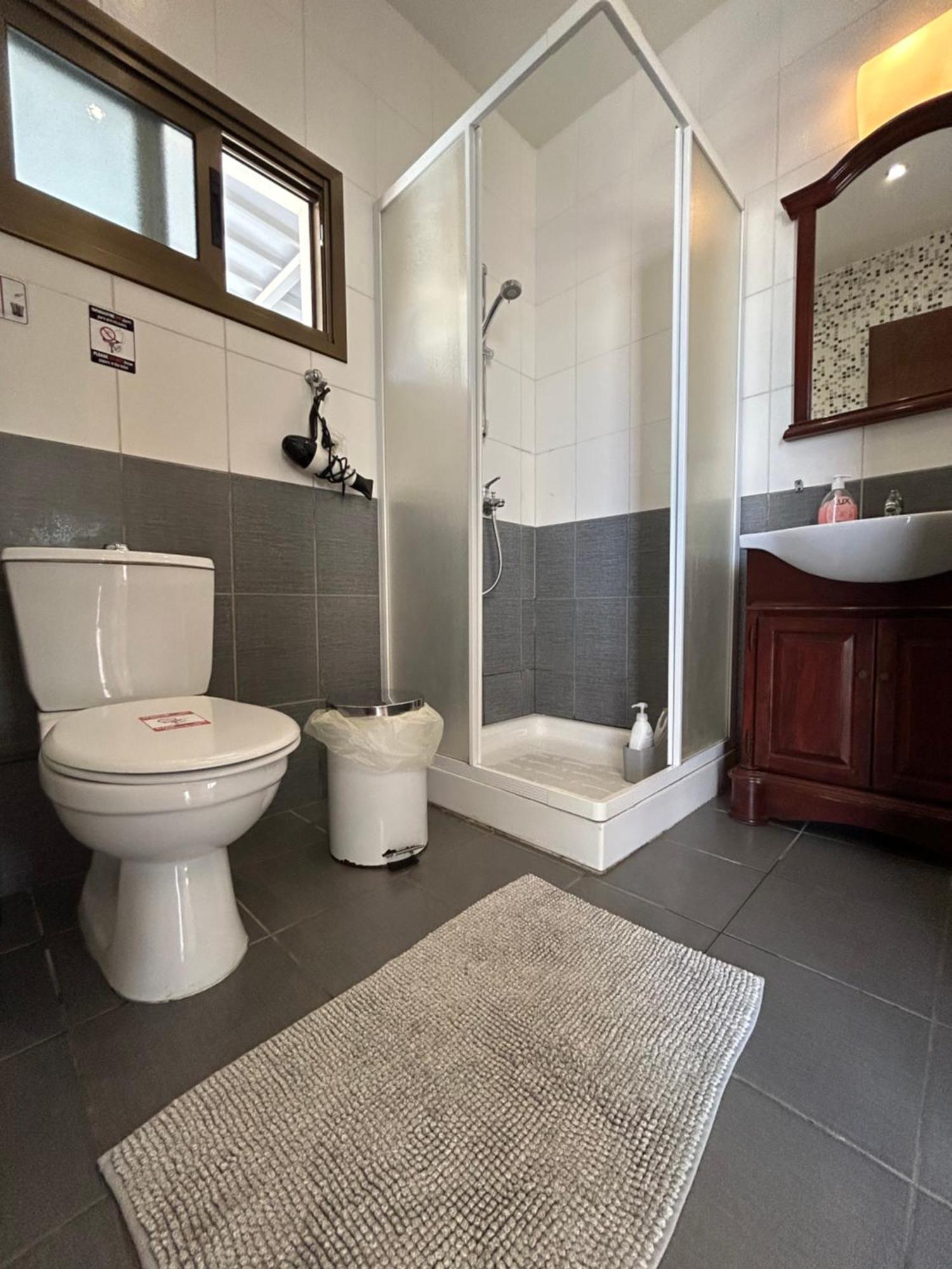 Extremely Comfy Apt With Spacious Private Terrace 10Min Walk To The Beach & In Town Larnaca Extérieur photo